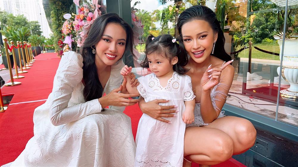 Tin showbiz Việt ngày 15/9: Hiếu Hiền bức xúc kẻ mạo nhận người thân-9