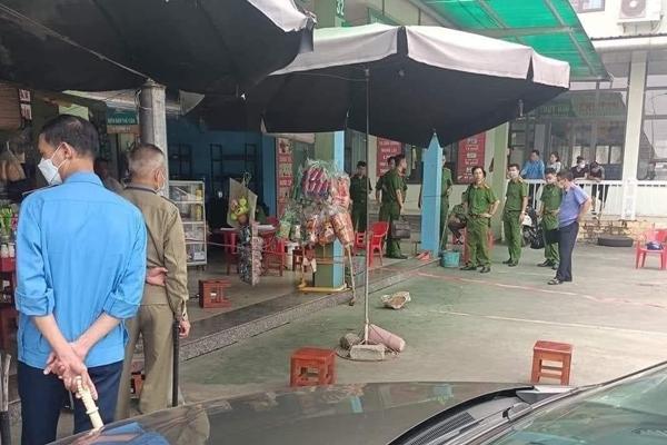 Nghi ghen tuông, thanh niên bị áp sát, đâm gục trong đêm ở Hà Nội-2