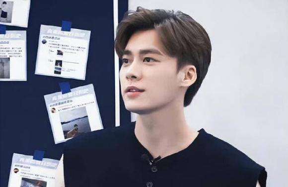 Tài khoản Weibo cá nhân và công ty Lý Dịch Phong chính thức bay màu-2