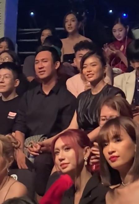 Chồng tương lai của Mâu Thủy lần đầu lộ diện sau khi cầu hôn-6