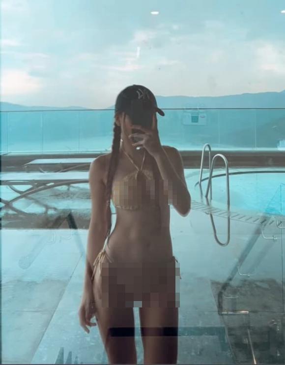 Đặng Văn Lâm và bạn gái du lịch, vóc dáng nữ HLV gym khét lẹt-4