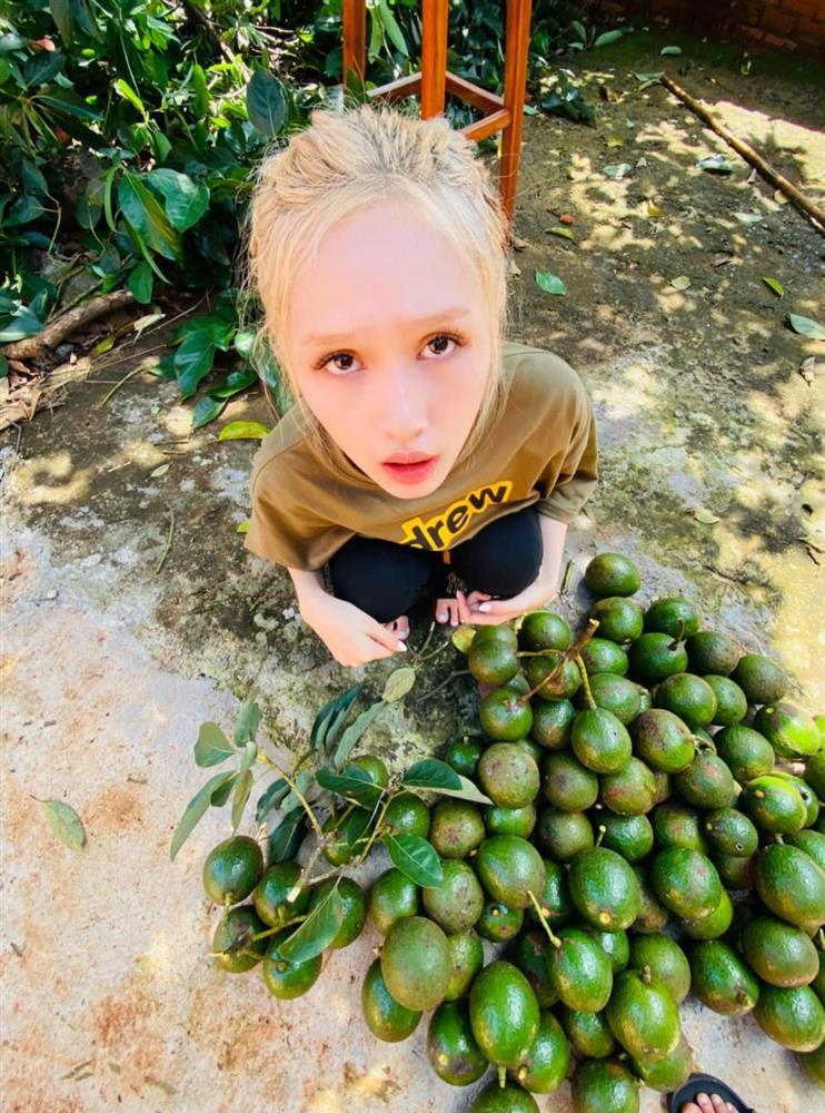 Xoài Non khoe ảnh cả nhà đẹp, phát sốt ngoại hình 2 phụ huynh-3