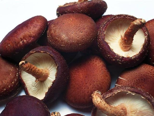 Mua nấm hương tươi, có 4 loại tránh xa kẻo rước bệnh vào người-2