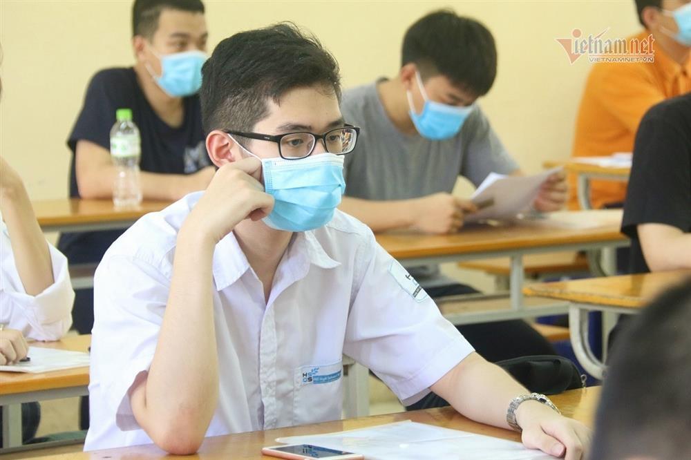 Điểm chuẩn đại học: Tại sao kinh tế, công nghệ thông tin, máy tính lên ngôi?-1