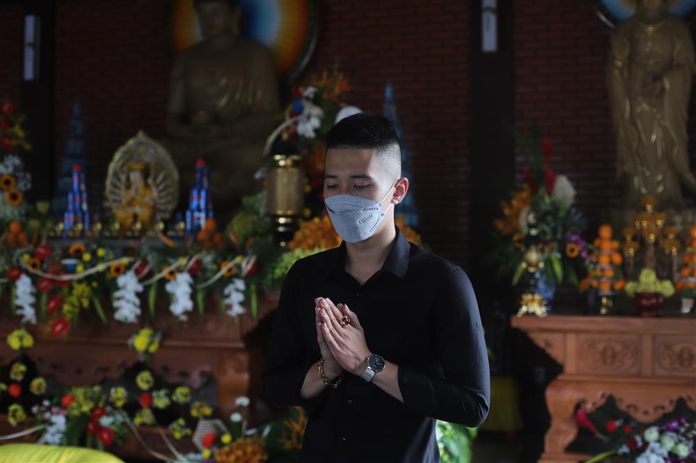 Hồ Văn Cường vắng mặt giỗ đầu cố ca sĩ Phi Nhung?-5