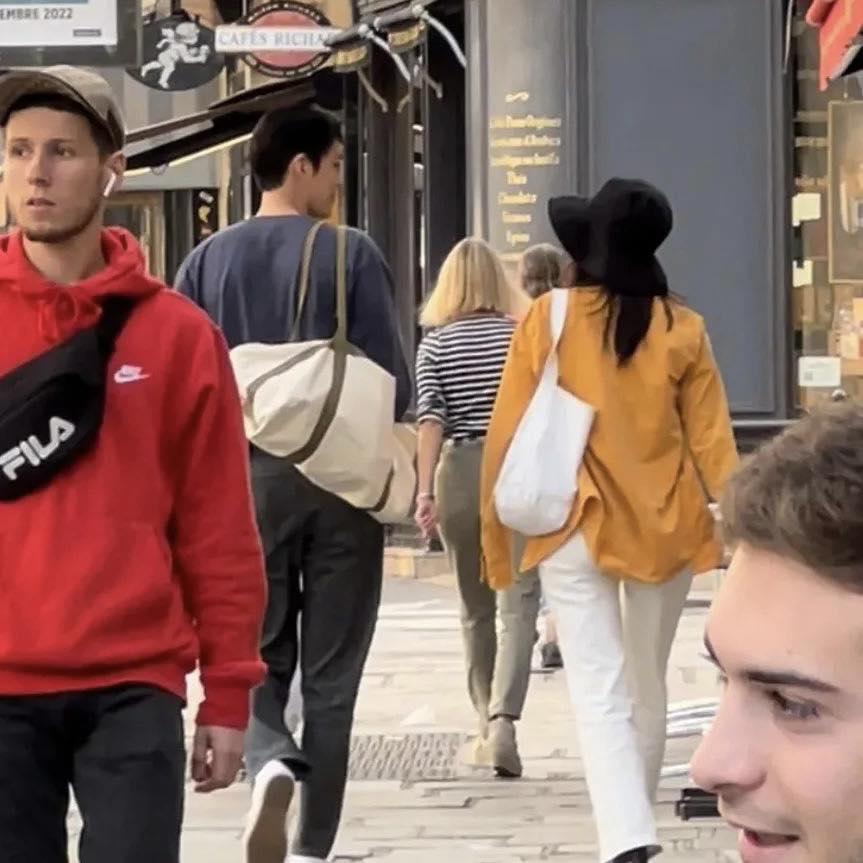 Ảnh hẹn hò của Kim Woo Bin và Shin Min Ah ở Paris-3