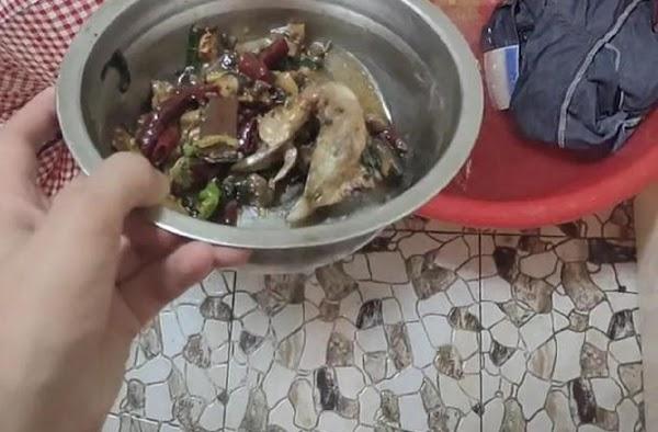 Chồng khoe vợ đảm đang mới sinh xong đã tự giặt đồ, ai ngờ bị ném đá-1