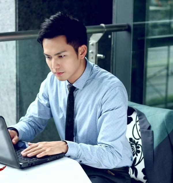 Những nam chính có nguy cơ ngoại tình cao nhất màn ảnh-8