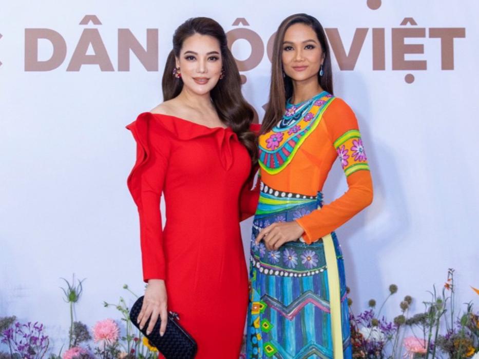 Trương Ngọc Ánh nổi bật khi chụp chung một dàn hoa hậu-4