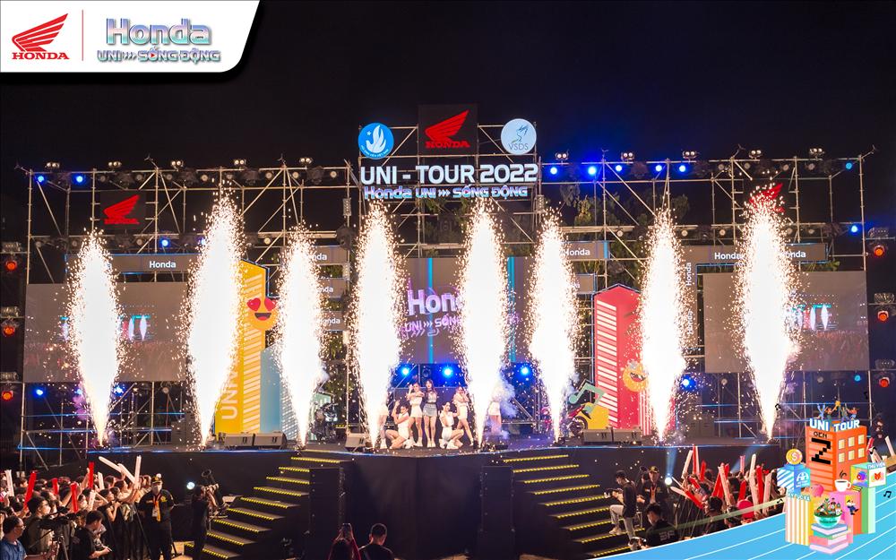 Gen Z chuẩn bị ‘cháy hết mình’ trong nhạc hội siêu sao tại 12 tỉnh thành-3