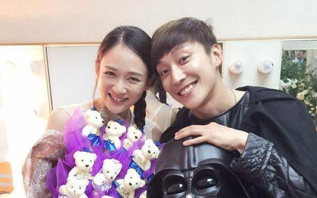 Trần Kiều Ân cùng chồng trẻ viếng mộ Kiều Nhậm Lương-7