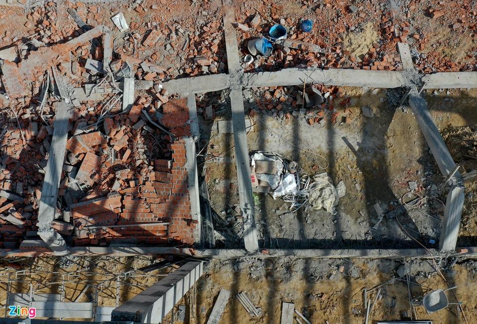 Cảnh đổ nát sau vụ sập tường 5 người chết ở Bình Định-8