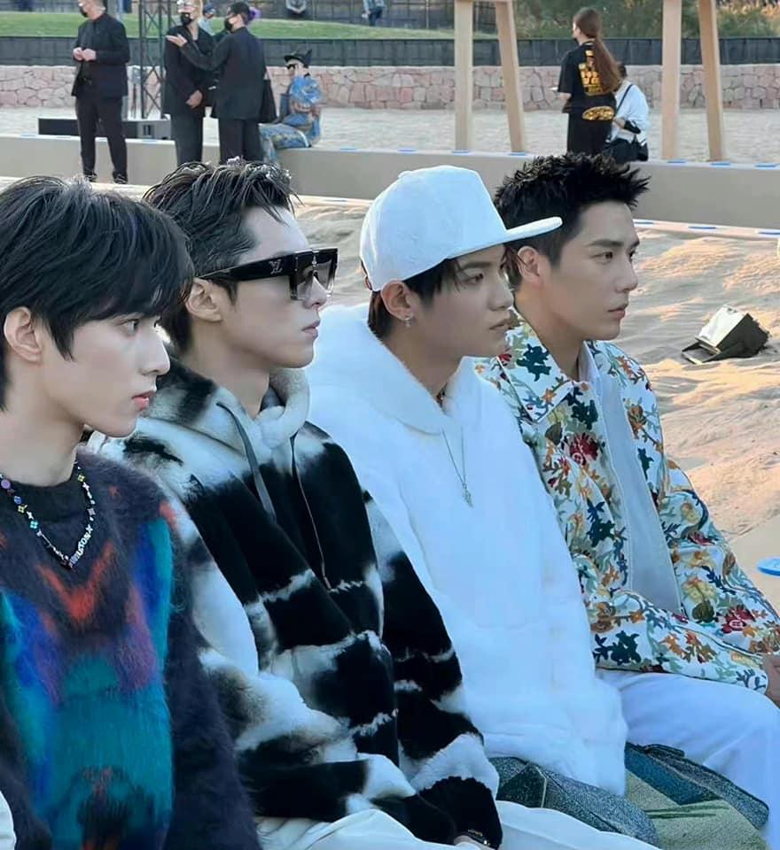 Tối 16/9, dàn nam thần nức tiếng Cbiz như Chu Nhất Long, Cung Tuấn, Vương Hạc Đệ, Vương An Vũ... cùng tham gia một sự kiện thời trang đến từ thương hiệu cao cấp Louis Vuitton.