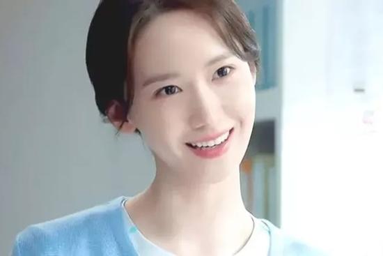 Yoona bị máu trắng, 'Big Mouth' có nguy cơ kết 'lãng xẹt'