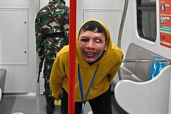 Cung điện của Vua, Nữ hoàng đương nhiệm vẫn đang sinh sống-14