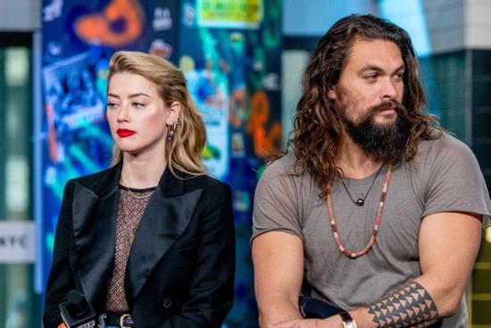 Amber Heard bị ghẻ lạnh