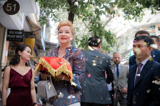 Phương Mai nhận ra lỗi sai xưng hô với mẹ chồng ngoại quốc-3