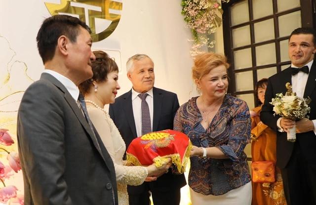 Phương Mai nhận ra lỗi sai xưng hô với mẹ chồng ngoại quốc-4