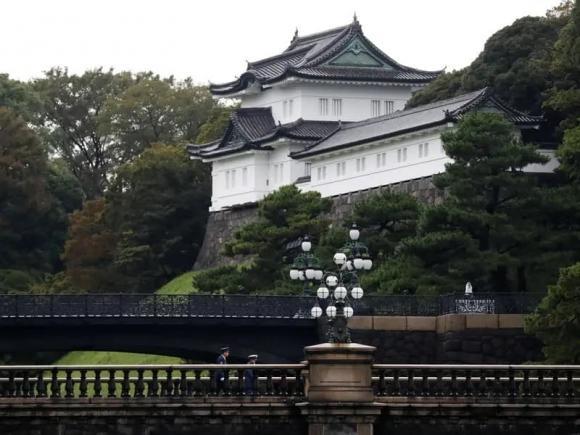 Cung điện của Vua, Nữ hoàng đương nhiệm vẫn đang sinh sống-5