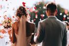Mời 30 người bạn dự đám cưới nhưng không ai đi, chú rể nghi ngờ vợ sắp cưới