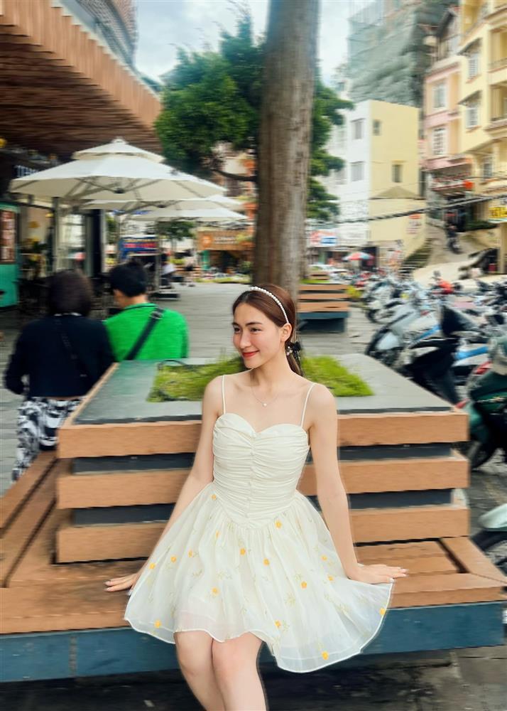 Tin showbiz Việt ngày 17/9: Hòa Minzy bị thắc mắc chăm khoe hình-2