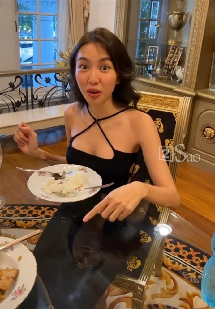 Nhà Chủ tịch Miss Grand như lâu đài, Thùy Tiên choáng váng-13