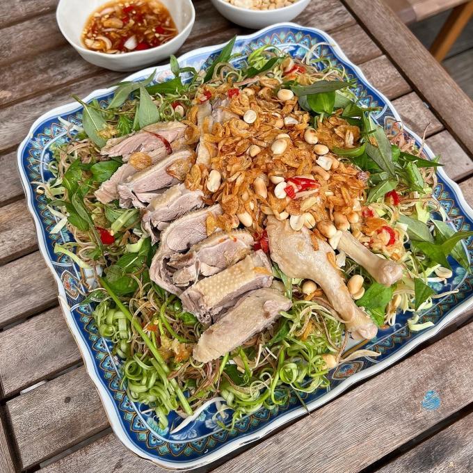 Mâm cơm bình dân thuần Việt nhà Tăng Thanh Hà-8