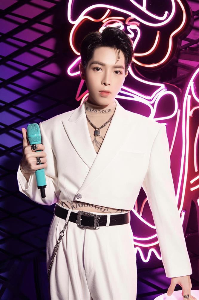 Đức Phúc ra nhạc buồn tỉnh ngủ, Erik tưởng bài hát học tiếng Anh-1