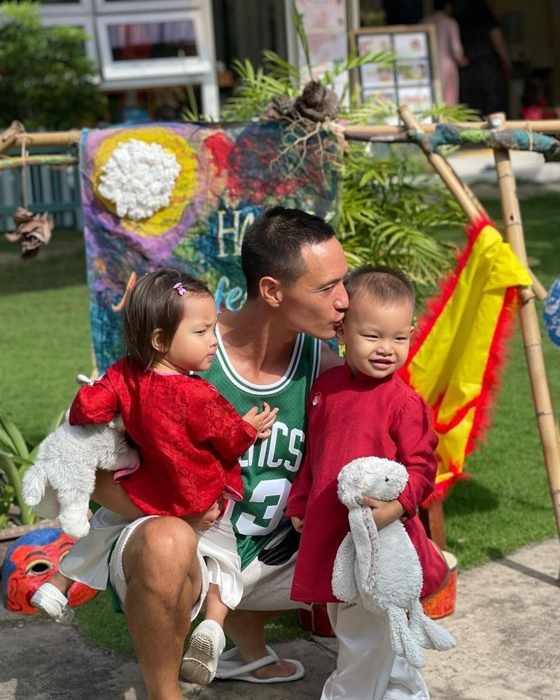 Hồ Ngọc Hà lo lắng khi 2 con chạy đua với những cơn ho-6