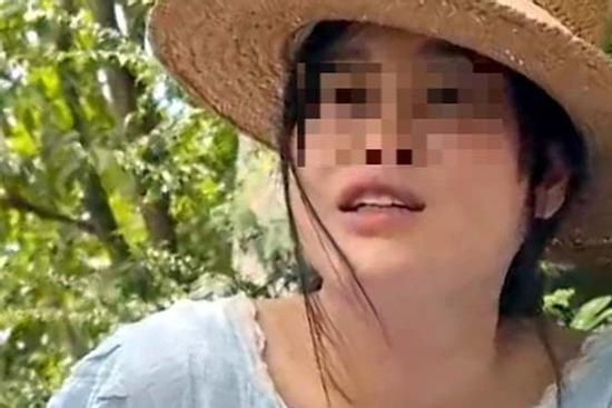 'Tiểu thư sang chảnh' Tina Duong được người thân bảo lãnh