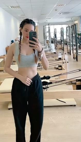 Midu than thở mệt mỏi trước tin đồn có bầu-3