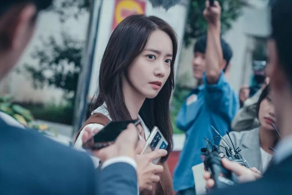 Bộ phim làm lãng phí diễn xuất của Yoona SNSD, Lee Jong Suk-2