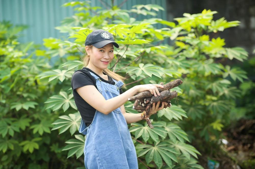 Trước đây, Mỹ Tâm luôn chú trọng vào sự thoải mái khi ở nhà nên combo áo phông, quần jeans luôn được ưu tiên.