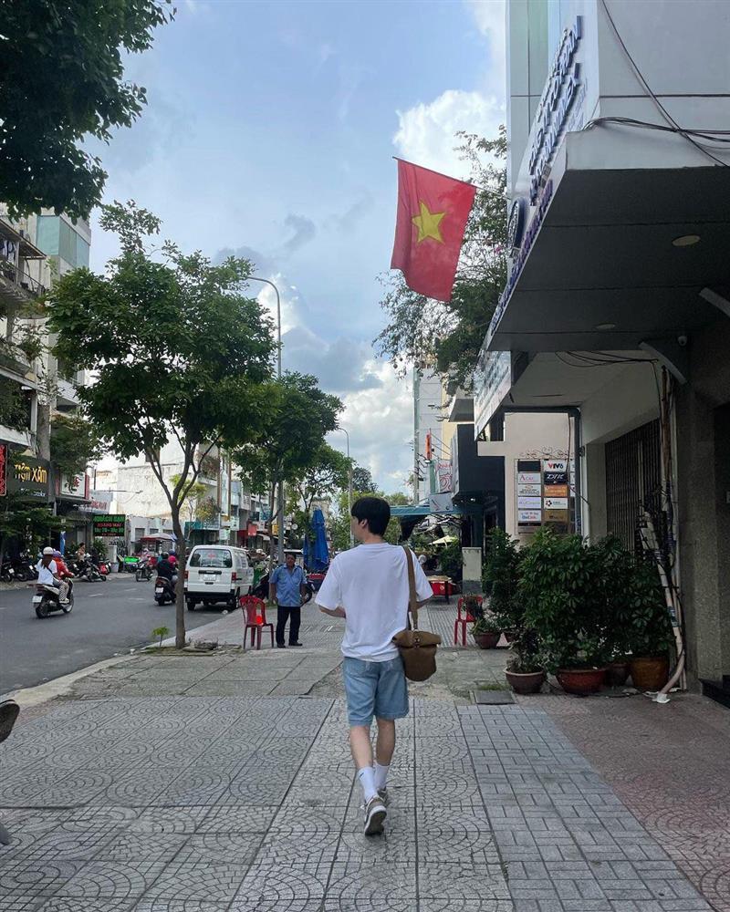 Chồng cũ Goo Hye Sun khoe dung mạo cực phẩm tại Việt Nam-5