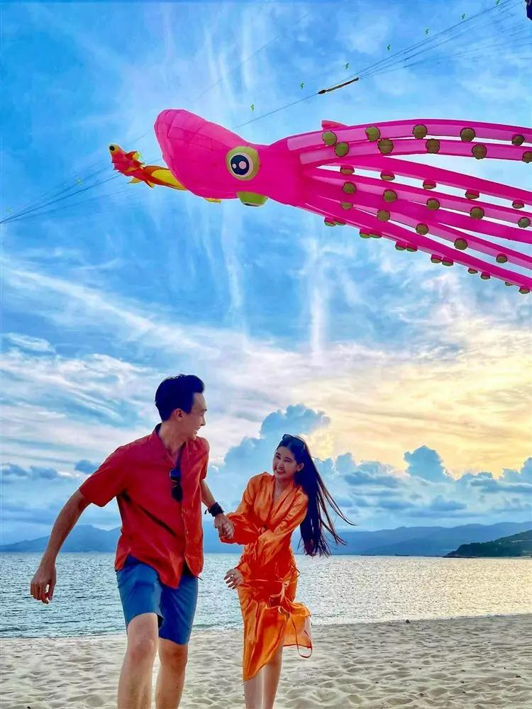 Lê Âu Ngân Anh khoe ảnh tình tứ, chồng sắp cưới có lời dặn dò-6