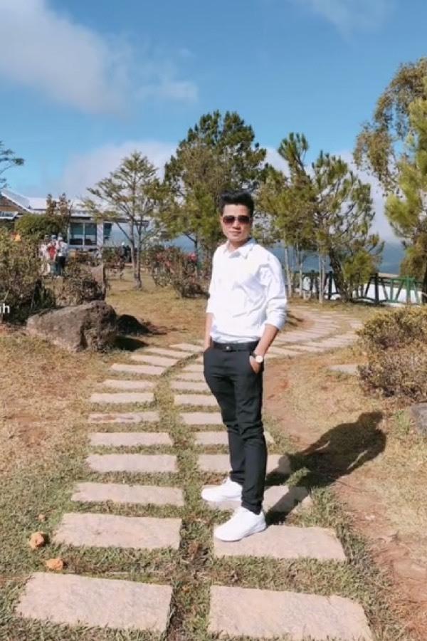 Loạt ảnh trước khi biến cố của chàng trai không chân lấy vợ đẹp-3