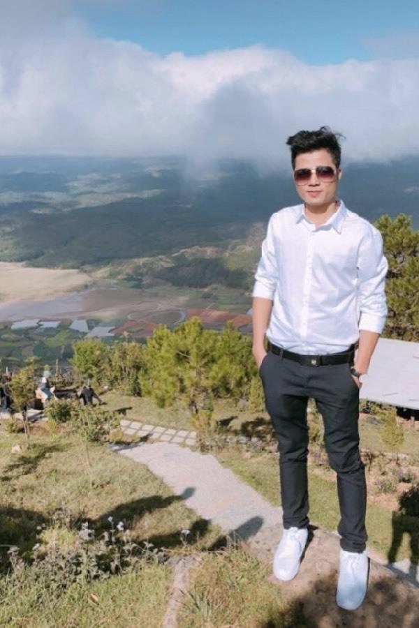 Loạt ảnh trước khi biến cố của chàng trai không chân lấy vợ đẹp-6