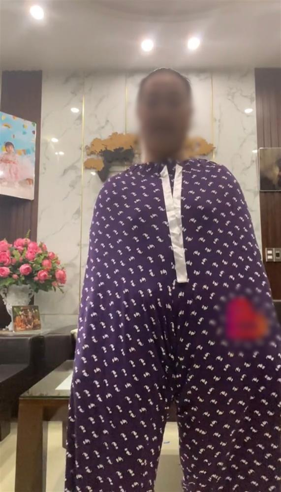 Con trai mua quần lót qua mạng, mẹ bất lực vì nó siêu to khổng lồ-5