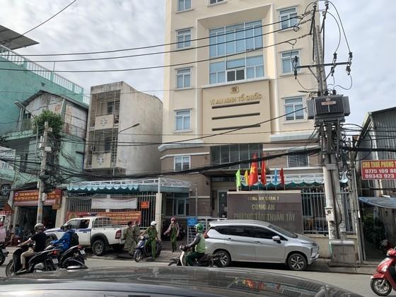 Bị giục ly hôn vợ, giết luôn người tình rồi chở xác tới công an-1