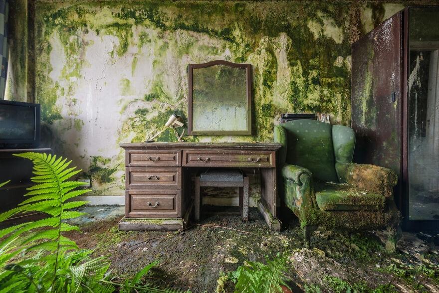 Bí ẩn bên trong khách sạn bỏ hoang ở Ireland-3