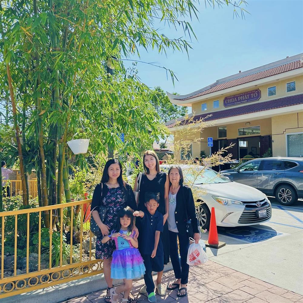 Tin showbiz Việt ngày 19/9: Lê Bê La được chồng chăm tận răng-12