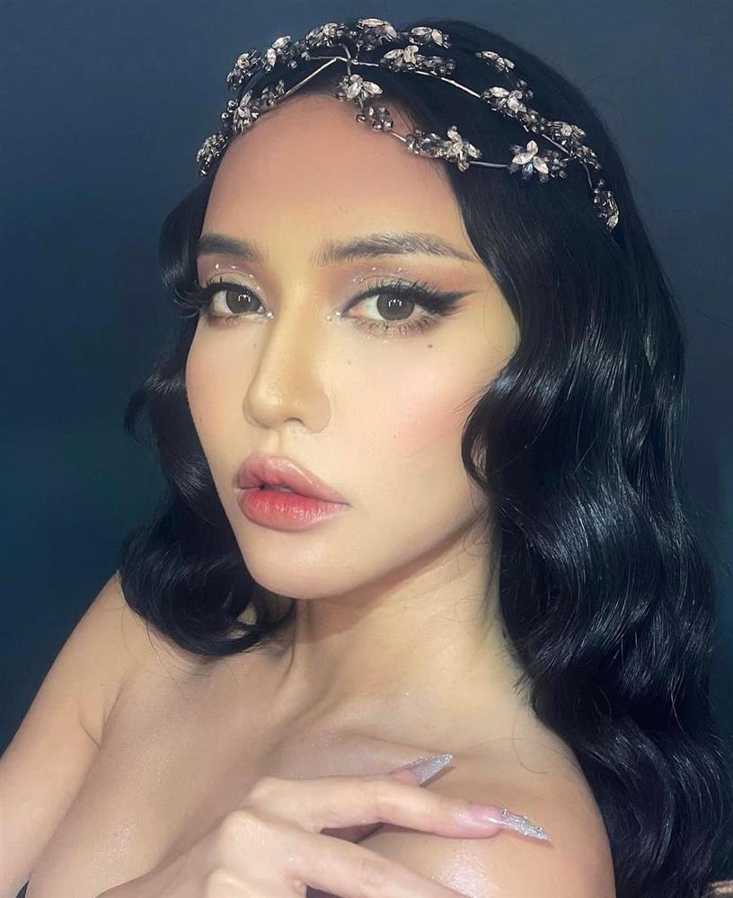 Ngọc Châu mặt mụn khuyết điểm - Hà Hồ makeup cực bén-11