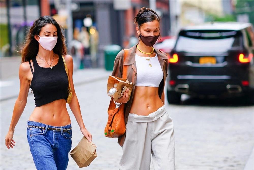 Tranh cãi trào lưu mặc quần jeans không cài cúc-5