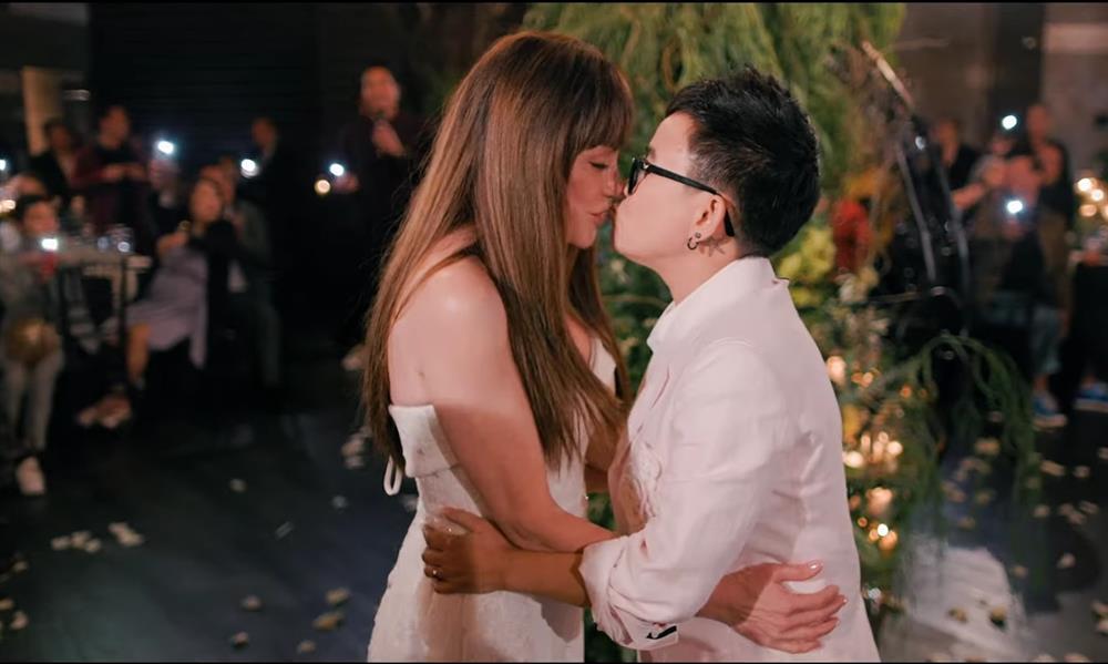 Tưởng Thanh Hà mặc váy cưới hóa ra mặc quần-10