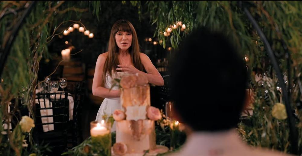 Tưởng Thanh Hà mặc váy cưới hóa ra mặc quần-1