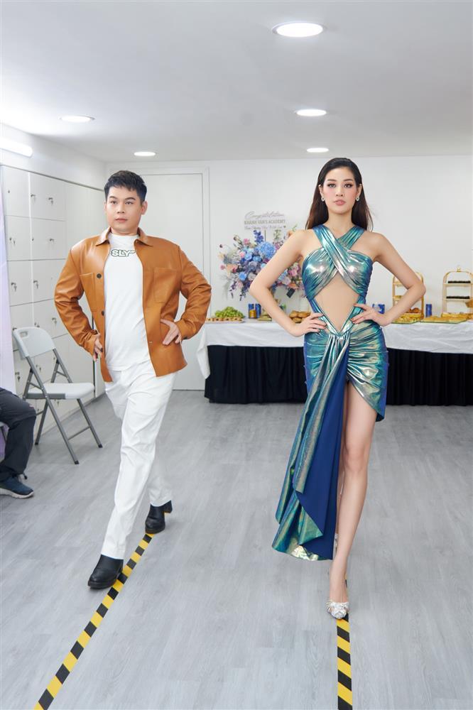 Hướng dẫn Long Chun hô tên, Khánh Vân nhầm lẫn cực hài-4