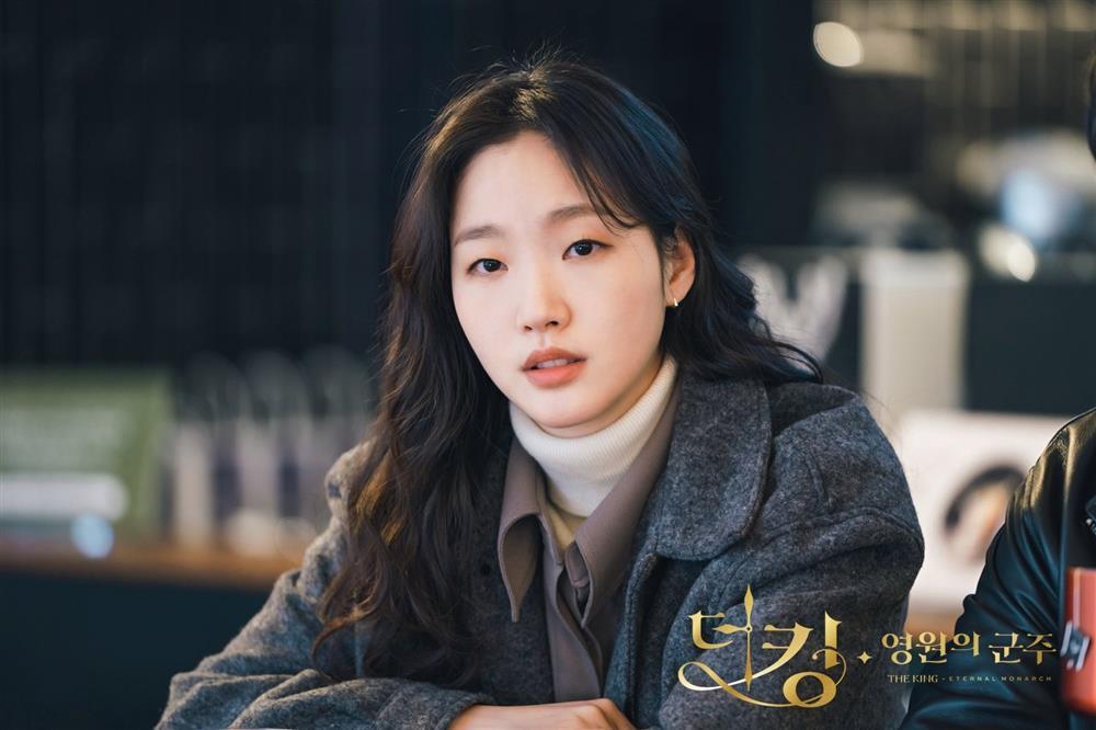 Kim Go Eun và sự nghiệp đóng phim truyền hình đầy sóng gió-11