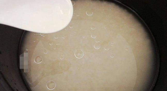 Khi nấu cơm, bạn vo gạo bao nhiêu lần? Tưởng dễ mà khó đấy!-3