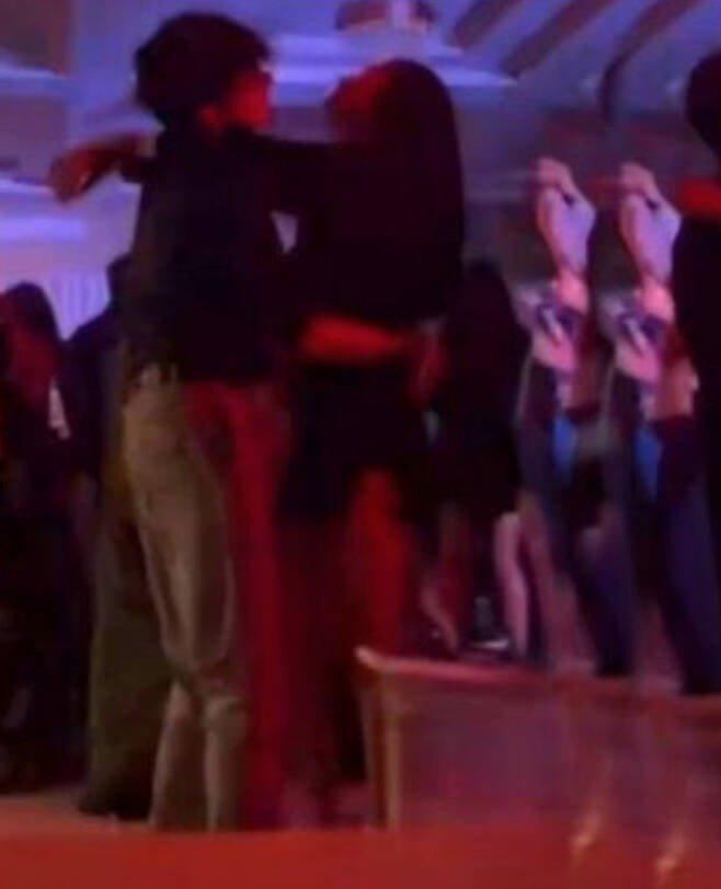 V (BTS) trả lời phỏng vấn sau loạt ảnh hẹn hò: Tôi không hối hận-3