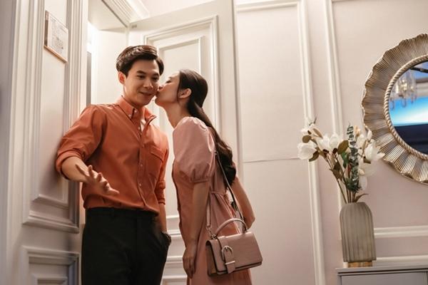 Ngoài Diệu Nhi, Anh Tú từng hôn những cô gái nào?-5